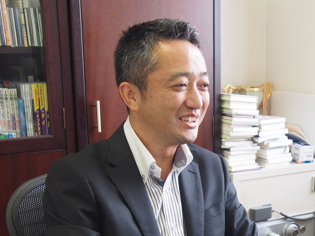 片谷 勉様